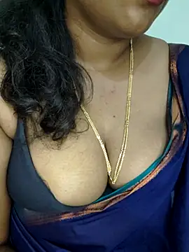 Snapshot of Sexy_Ammu_Telugu chatting on February 2025 06:50:02 AM Sexy Ammu Telugu online show from February 2025 06:50:02 AM