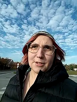 Snapshot of Marie1992PL chatting on November 2025 08:16:02 AM Marie1992PL online show from November 2025 08:16:02 AM