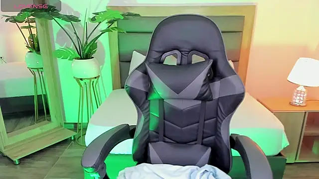 irantzu hank online show from January 2025 12:19:02 PM