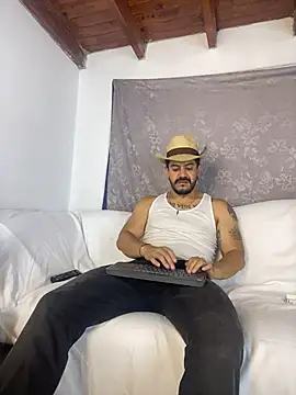 AndresSmith   online show from June 2026 06:43:02 PM