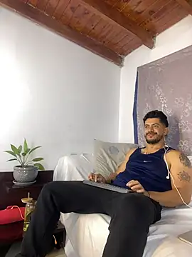 AndresSmith   online show from June 2026 12:03:02 AM