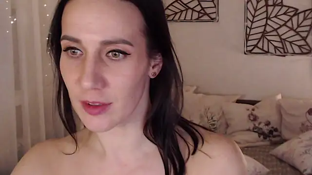 pepper milf online show from February 2025 07:28:01 PM