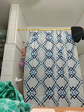 Snapshot of ed44435 chatting on October 2025 06:01:02 AM ed44435 online show from October 2025 06:01:02 AM