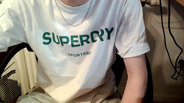 ElViko11 online show from February 2025 07:56:01 PM