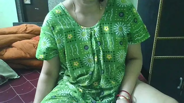 couplesuni online show from October 2025 03:04:01 AM