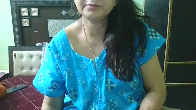 couplesuni online show from October 2025 02:42:01 AM