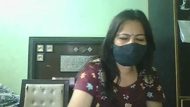 couplesuni online show from May 2026 06:49:02 PM