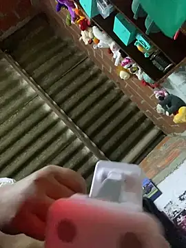 dafne19  online show from December 2025 04:09:01 AM