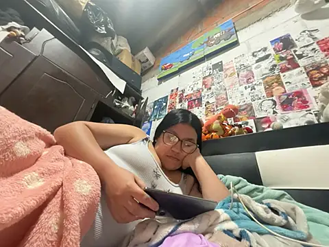 Snapshot of dafne19_ chatting on March 2026 02:50:02 AM dafne19 online show from March 2026 02:50:02 AM