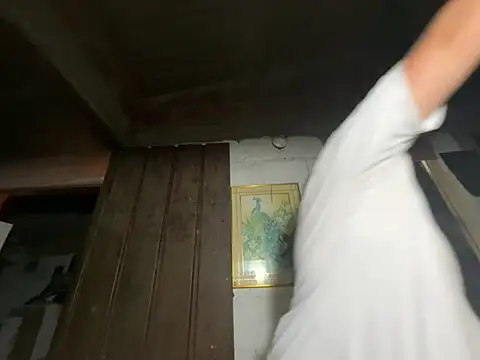 Snapshot of dafne19_ chatting on March 2026 05:44:01 AM dafne19 online show from March 2026 05:44:01 AM