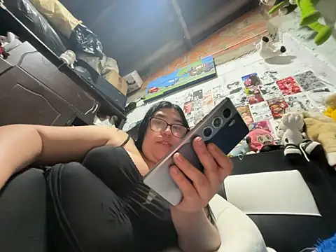 Snapshot of dafne19_ chatting on March 2026 06:28:02 AM dafne19 online show from March 2026 06:28:02 AM