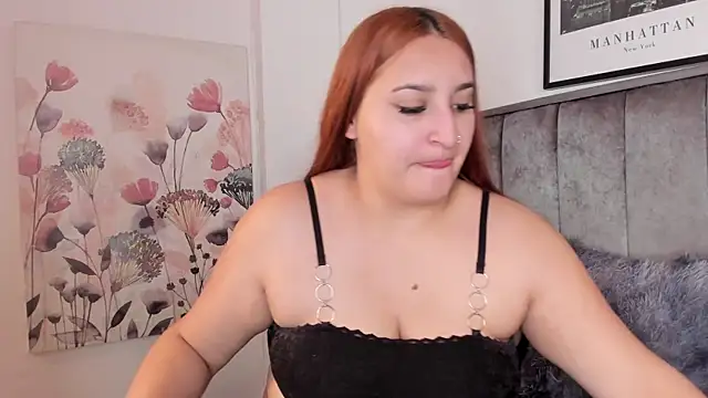 Snapshot of Alaia_Cute chatting on February 2026 03:51:02 AM Alaia Cute online show from February 2026 03:51:02 AM