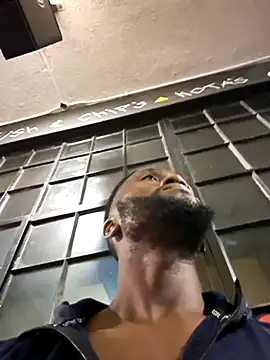 bull Giant online show from March 2026 08:41:01 PM