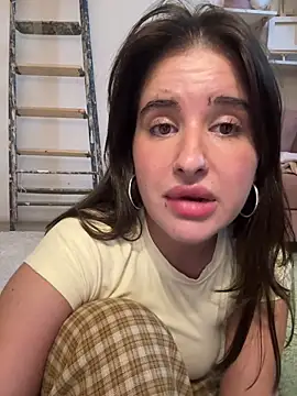 Snapshot of Sophie_Avory chatting on November 2025 08:24:01 AM Sophie Avory online show from November 2025 08:24:01 AM