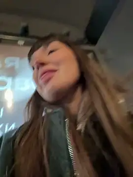 Snapshot of Sophie_Avory chatting on November 2025 09:03:02 PM Sophie Avory online show from November 2025 09:03:02 PM