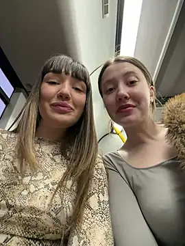 Sophie Avory online show from April 2026 05:51:02 PM