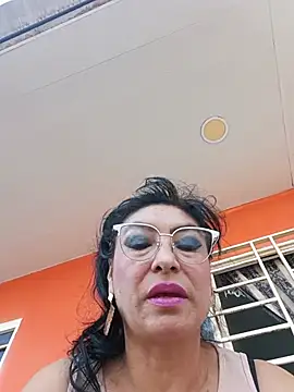 Snapshot of katysquirtdirty chatting on July 2026 11:49:02 AM katysquirtdirty online show from July 2026 11:49:02 AM