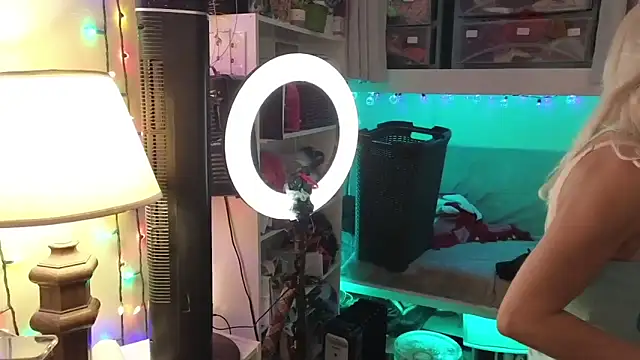 Snapshot of cunty_tranny_lydia chatting on February 2026 05:19:01 AM cunty tranny lydia online show from February 2026 05:19:01 AM