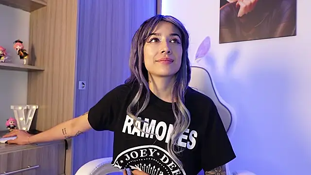 ValeriaCox online show from March 2025 07:35:01 PM