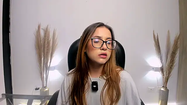 Snapshot of RyliieHunter chatting on January 2025 01:45:02 PM RyliieHunter online show from January 2025 01:45:02 PM