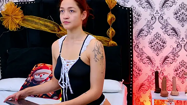 SaaraBrown online show from December 2025 08:36:02 PM