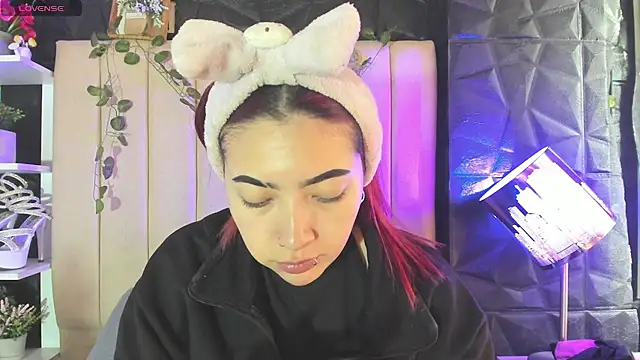 Mia Rinn online show from January 2026 02:10:01 PM