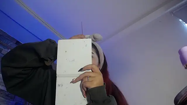 Mia Rinn online show from March 2026 01:01:01 PM