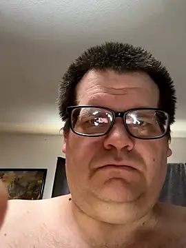 Snapshot of treatbobnicer chatting on January 2026 03:50:02 PM treatbobnicer online show from January 2026 03:50:02 PM