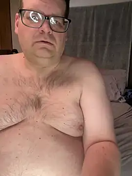 Snapshot of treatbobnicer chatting on February 2026 02:33:01 PM treatbobnicer online show from February 2026 02:33:01 PM