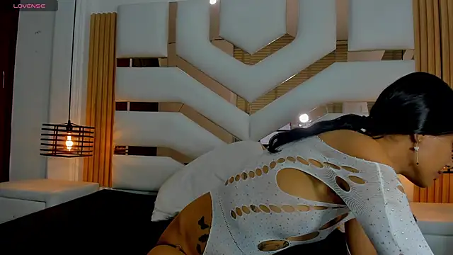 KathaleiaRoss online show from January 2025 10:43:01 AM