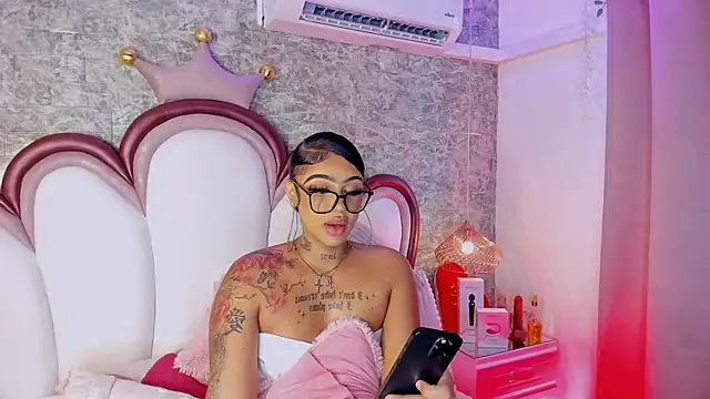 Mia Jansen online show from April 2026 01:36:01 PM