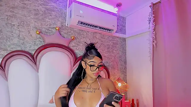 Mia Jansen online show from May 2026 02:10:01 PM