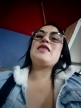 Lesly 10- online show from December 2024 11:14:02 PM