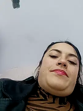 Lesly 10- online show from December 2024 08:18:02 PM