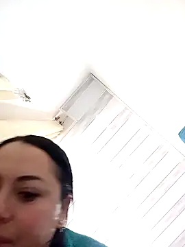 Lesly 10- online show from October 2025 09:13:02 PM