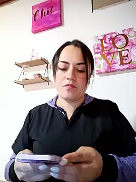 Lesly 10- online show from June 2026 05:01:02 PM