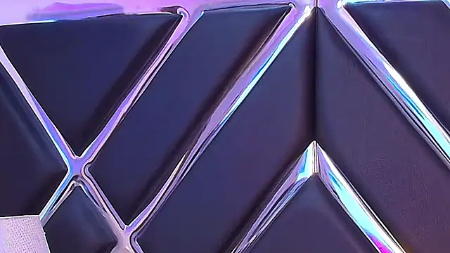 Snapshot of KylieMonnett chatting on February 2026 01:35:02 AM KylieMonnett online show from February 2026 01:35:02 AM