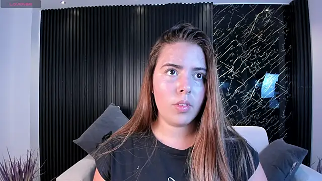 Lyssa Muller online show from December 2025 03:31:01 PM