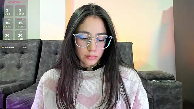 Snapshot of emmadiaz1 chatting on February 2026 03:54:01 AM emmadiaz1 online show from February 2026 03:54:01 AM