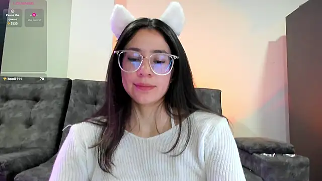 Snapshot of emmadiaz1 chatting on February 2026 03:18:02 AM emmadiaz1 online show from February 2026 03:18:02 AM