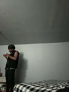 SluttyLyfe4L online show from June 2026 05:10:02 AM
