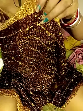 Sony-Model online show from November 2025 04:19:02 PM