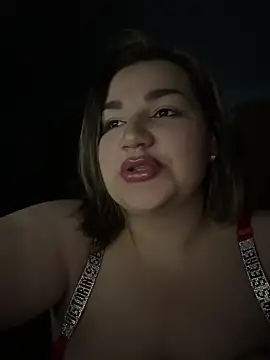 Leya  Droit online show from December 2024 10:26:01 PM