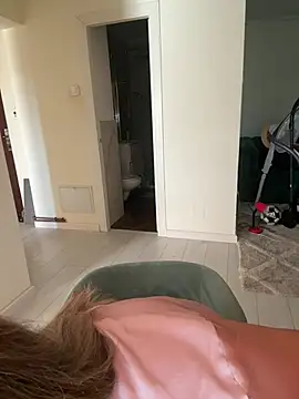 Leya  Droit online show from February 2025 11:33:01 AM