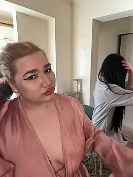 Leya  Droit online show from March 2025 12:11:02 PM