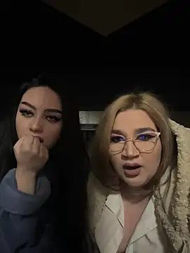 Leya  Droit online show from March 2025 06:16:01 PM