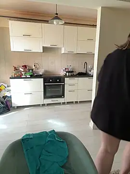 Leya  Droit online show from March 2025 08:37:02 AM