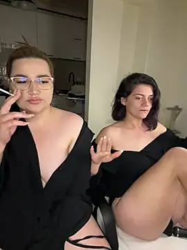 Leya  Droit online show from March 2025 12:47:02 AM