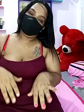 Snapshot of _Hot_Kisses_ chatting on December 2024 06:48:01 PM Hot Kisses online show from December 2024 06:48:01 PM