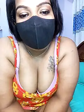 Snapshot of _Hot_Kisses_ chatting on February 2025 06:48:02 PM Hot Kisses online show from February 2025 06:48:02 PM